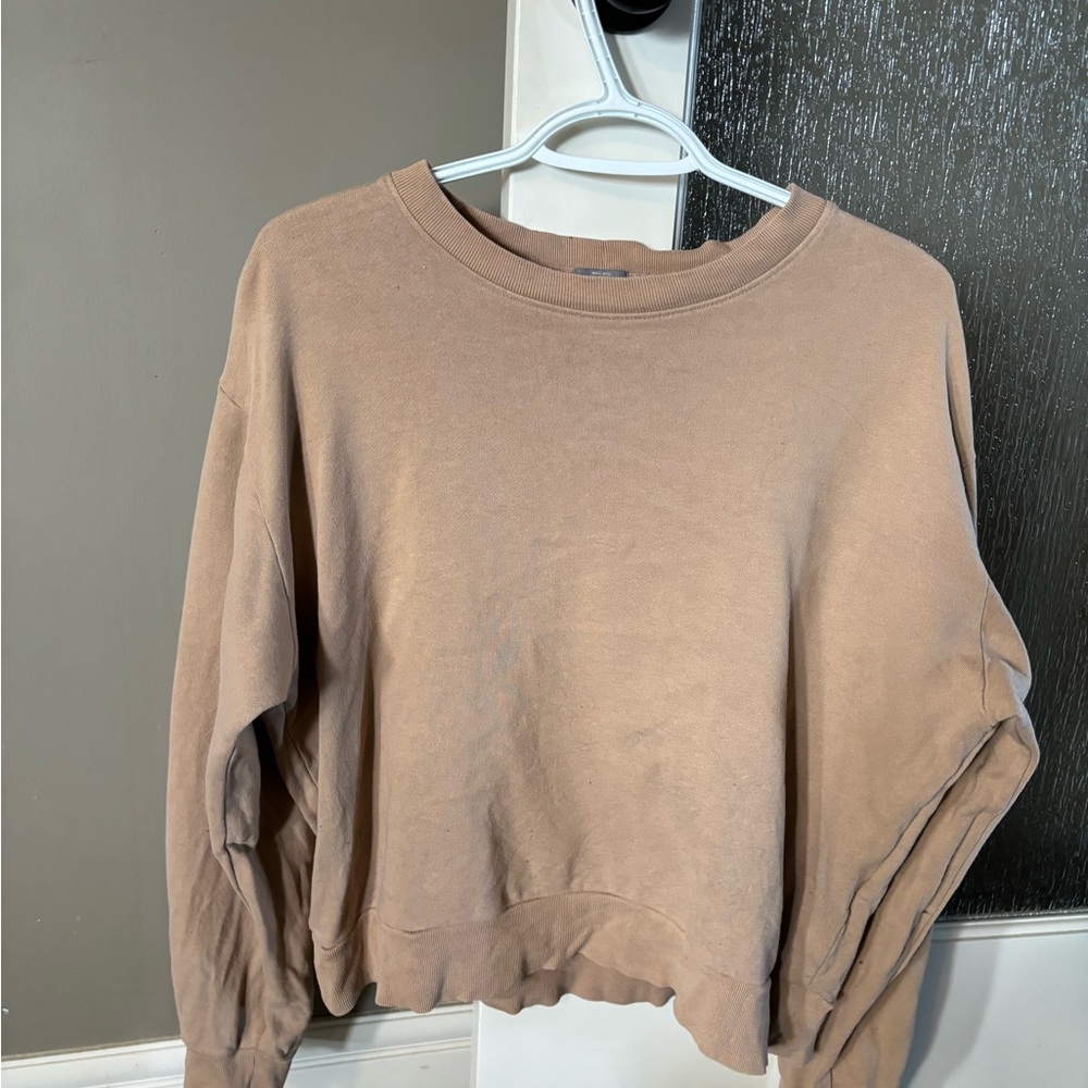 GAP Tan Sweatshirt
